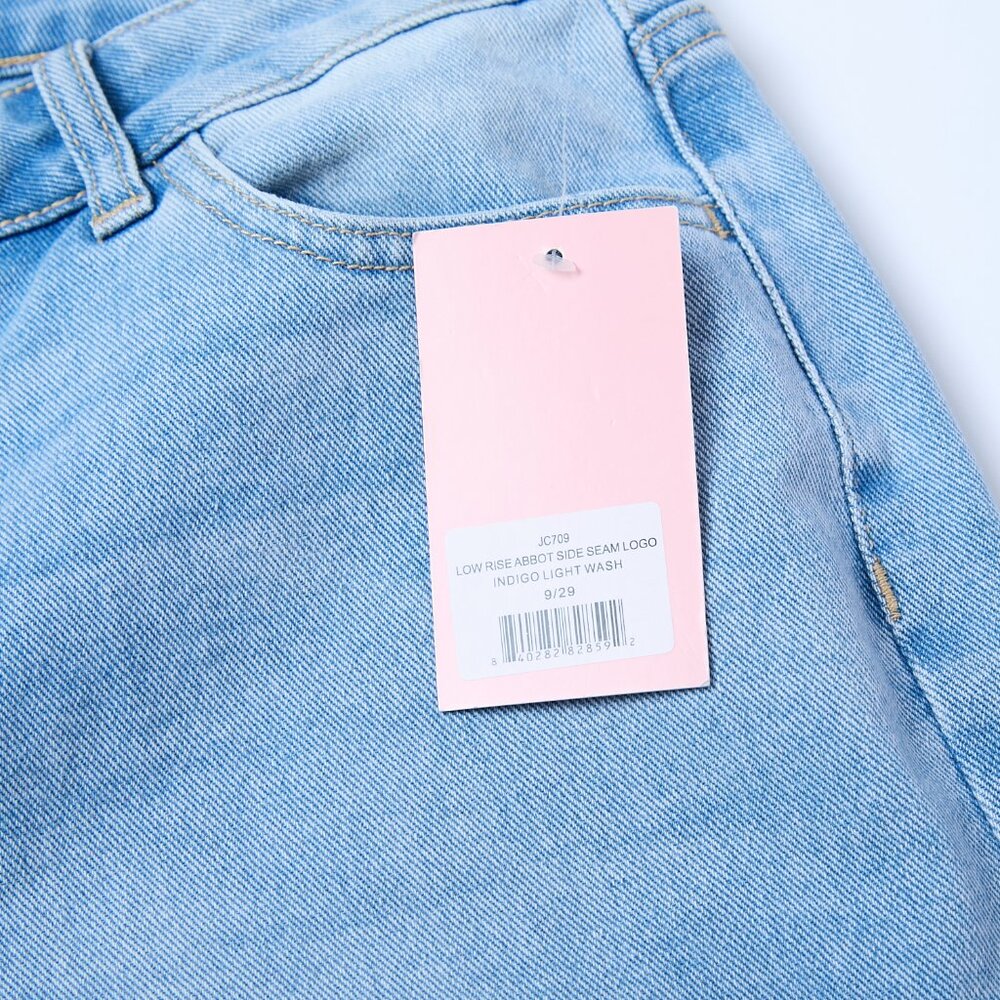 Juicy Couture NWT Low Rise Abbot Side Seam Logo Indigo Light Wash 9/29 y2k - Picture 3 of 12